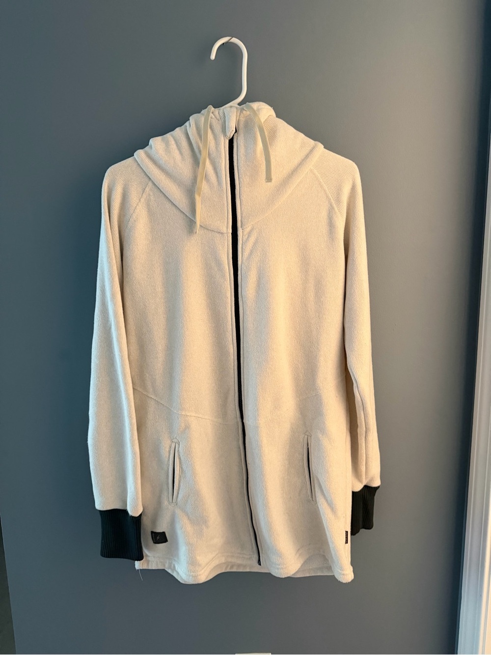 DESO Supply Co. Wanderer Hoodie